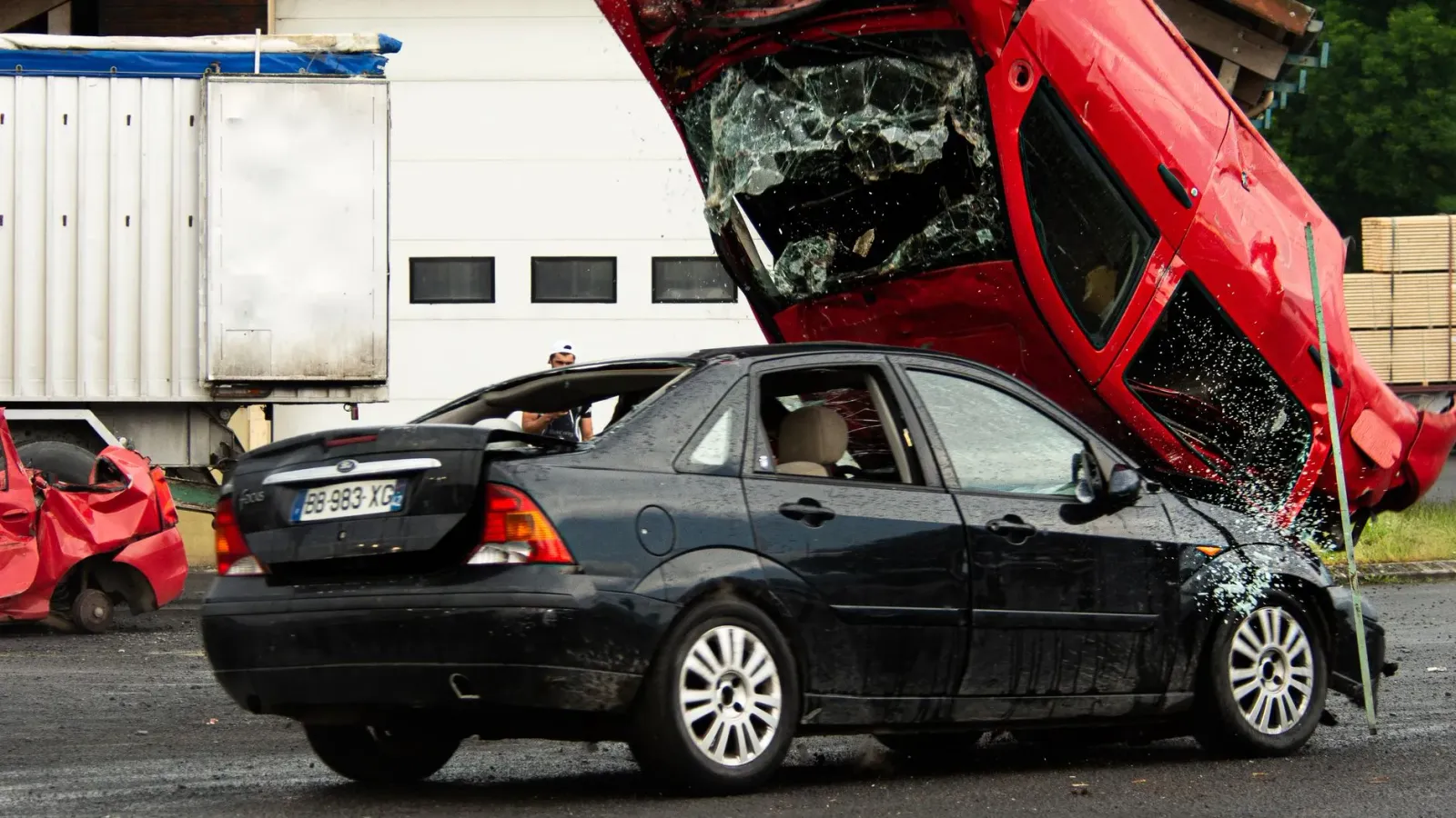 Ima crash strak BMW no mapa merkadu petrolu iha Timor-Leste hanesan simbolo segurisansa no ekonomia