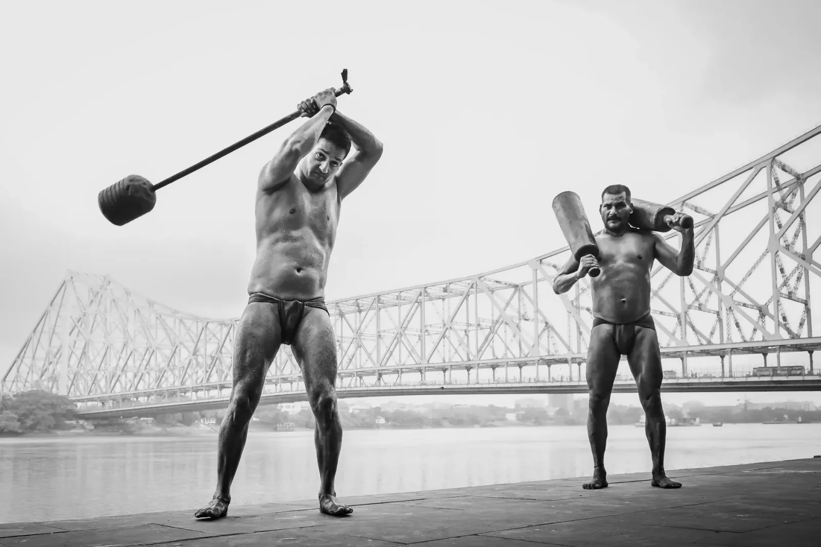 Foto istóriku husi lenda wrestler The Great Gama, ne'ebé hatudu ninia forsa no dedikasaun atu inspira jerasaun foun iha despo