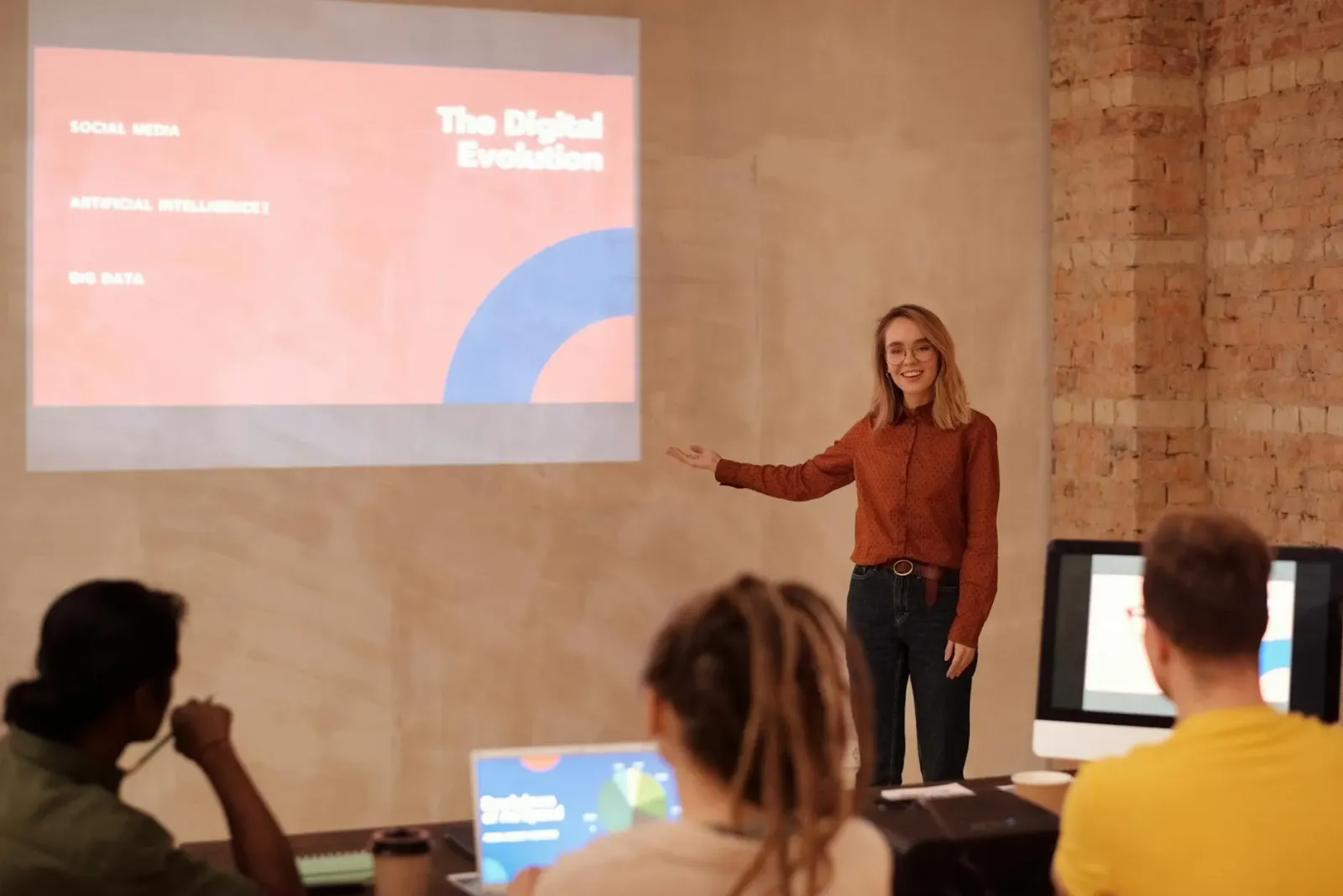 Konferénsia Microsoft Build 2026 iha San Francisco: Apresentasaun kona-ba AI foun no RTX Spark iha palco boot ho ekrã LED