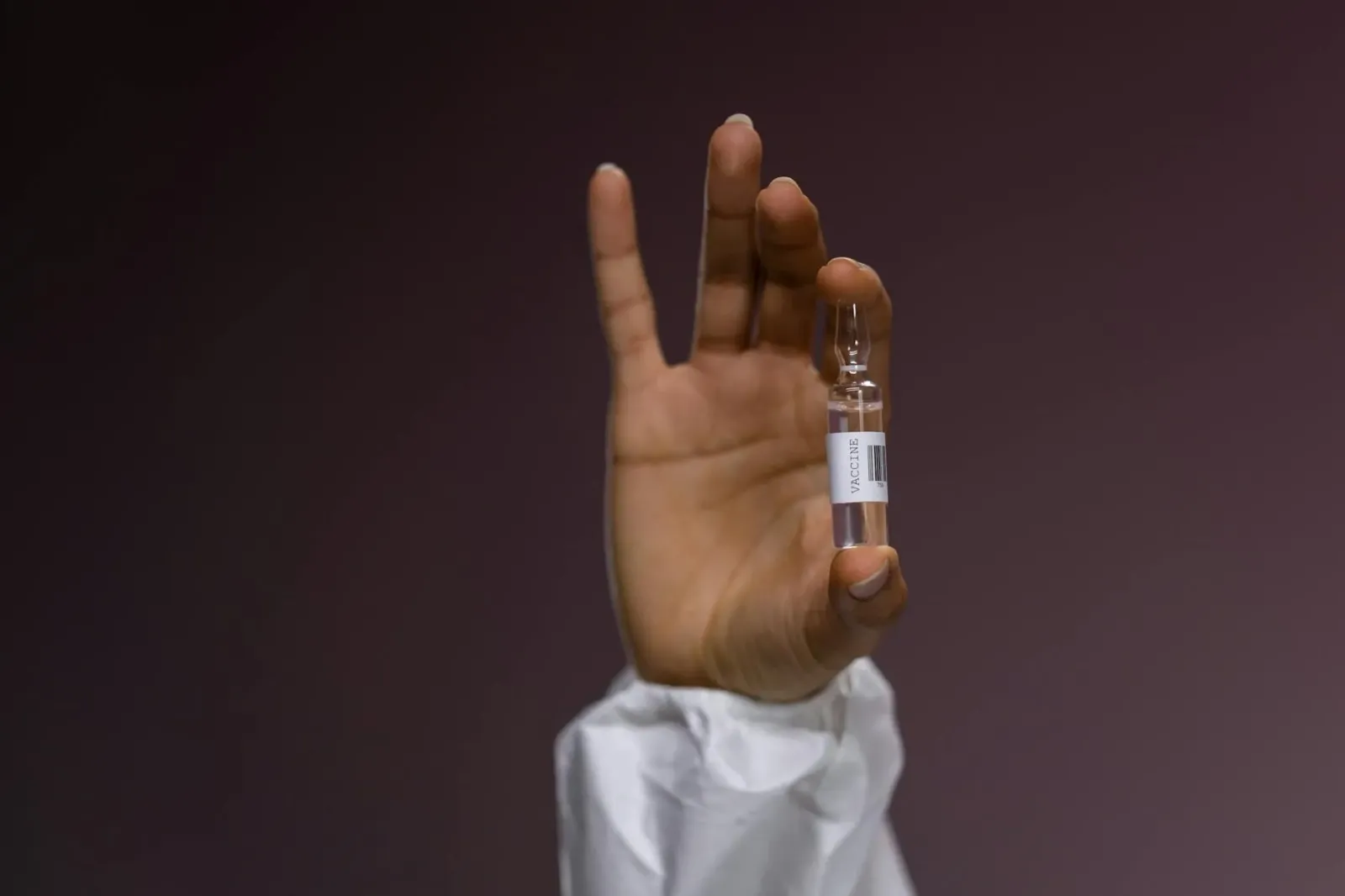 Pesojuajem klinika iha Afrika simu vaksina intranasal husi peskijador, hatudu esperansa foun ba saúde komunidade kiak