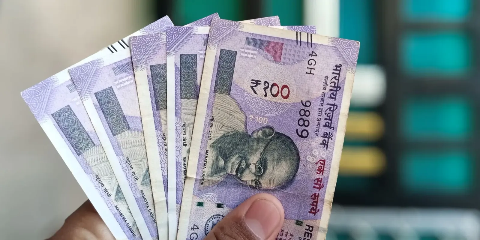 Imajen hatudu enkontru ekonómiku ho Primeiru-Ministru Narendra Modi no membru Economic Advisory Council sira iha sala reuniau