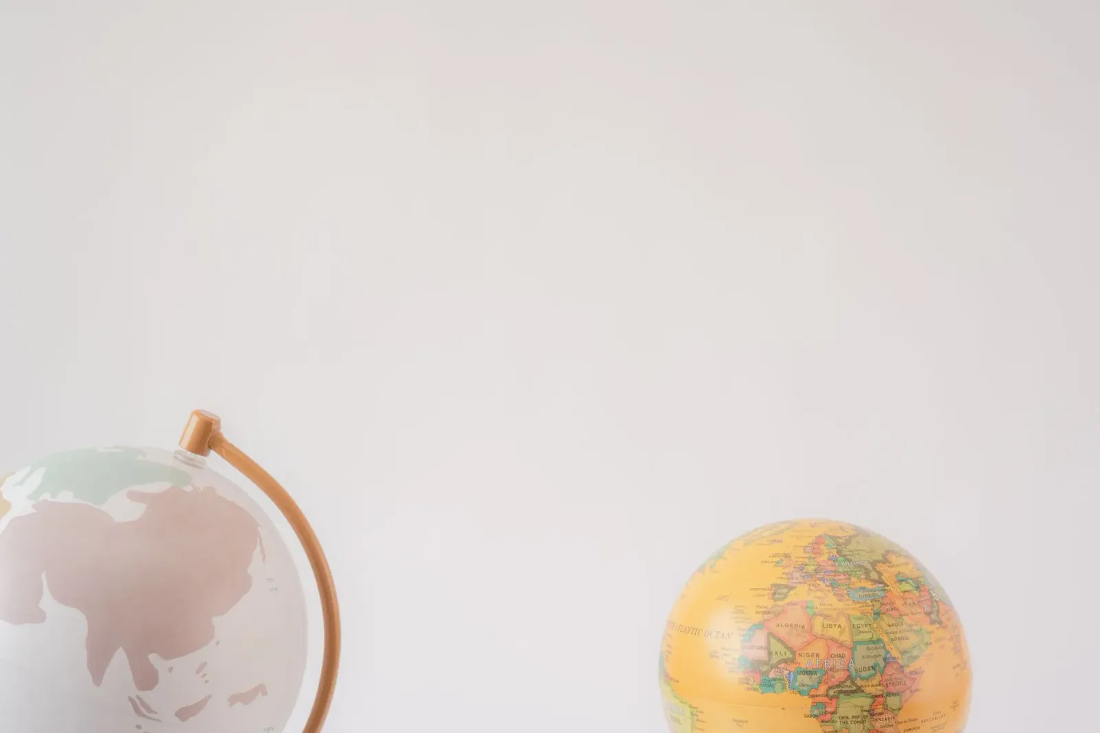 Mapa mundu ho seta indika tensaun entre EUA, Europa, no Asia, reflete konseitu mudansa poder global