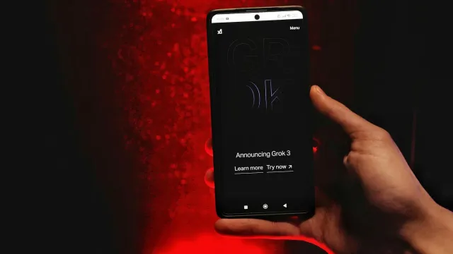 Ilustrasaun kona-ba Android Show 2026 ho Google I/O tema, hatudu smartphone ho ikon AI no privasidade iha fundu teknolojia