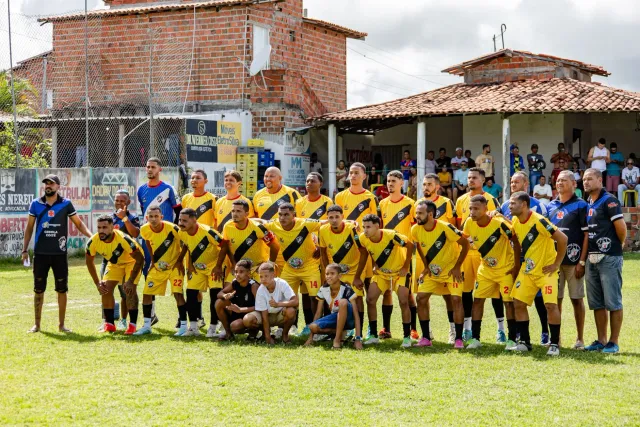 Imajen hatudu jogadór Brazil sira ho tristeza iha kampu futebol depois empata ho Morocco, hanesan sinal ba mudansa iha estilu