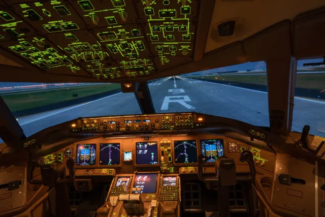 Aviaun Air India iha nia cockpit ho pilótu kontrolu, hatudu situasaun seguransa aérea ne'ebé kritiku