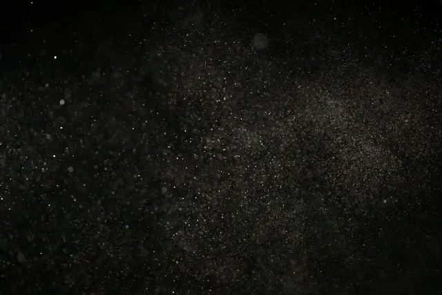 Poeira espasial ki'ik ne'ebé monu ba rai husi espasu, partikula misteriozu husi asteroid deskoñesidu iha estudu sientífiku fo